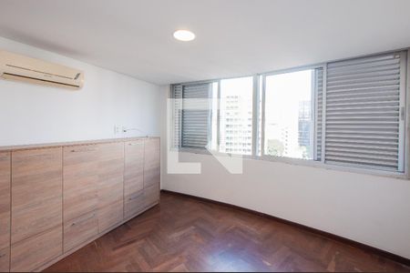 Quarto 1 de apartamento à venda com 2 quartos, 178m² em Jardim Paulistano, São Paulo