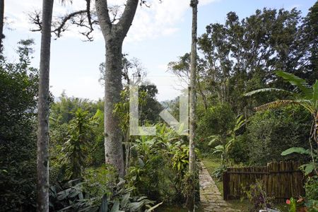 Sala - Vista de casa para alugar com 4 quartos, 125m² em Lagoa da Conceição, Florianópolis