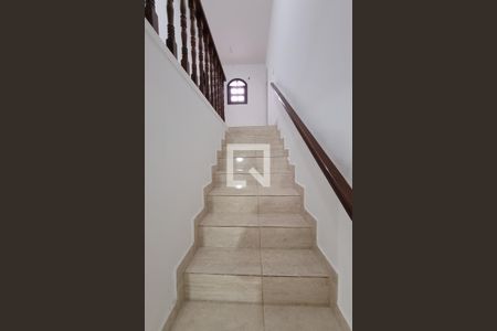 Escada de casa à venda com 3 quartos, 180m² em Vila Alto de Santo Andre, Santo André