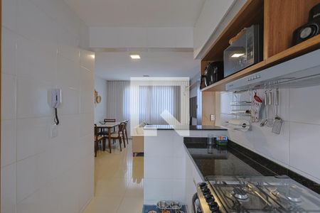 Cozinha de apartamento à venda com 2 quartos, 70m² em Ipiranga, Belo Horizonte