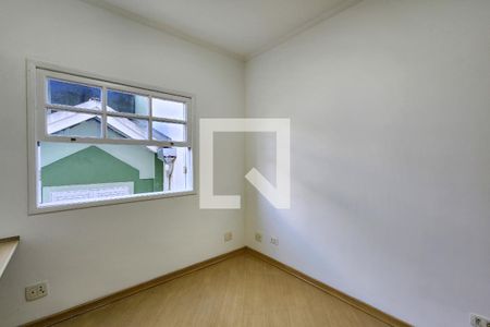 Quarto de casa de condomínio para alugar com 3 quartos, 122m² em Vila Euro, São Bernardo do Campo