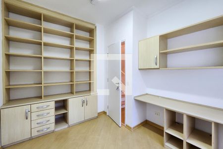 Quarto de casa de condomínio para alugar com 3 quartos, 122m² em Vila Euro, São Bernardo do Campo