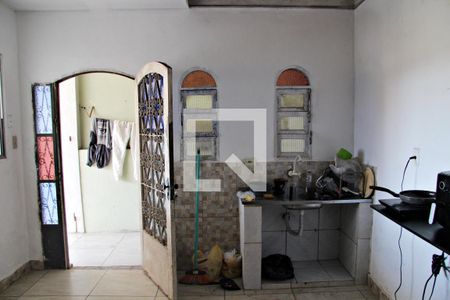 Casa 01 Sala / Cozinha  de casa à venda com 7 quartos, 250m² em Jardim Rossi, Guarulhos