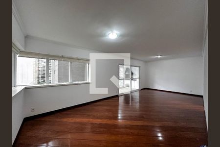 Sala de apartamento à venda com 3 quartos, 157m² em Campo Belo, São Paulo