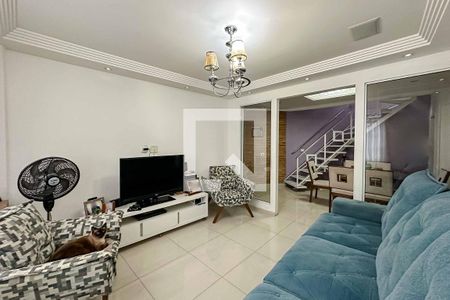 Sala de casa para alugar com 2 quartos, 121m² em Vila Romero, São Paulo