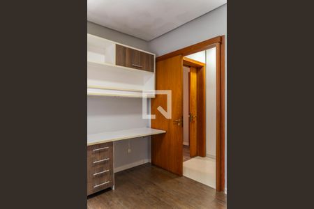 Quarto 1 de apartamento à venda com 2 quartos, 141m² em Menino Deus, Porto Alegre