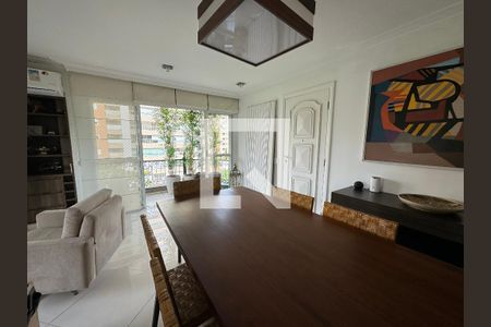 Apartamento à venda com 3 quartos, 198m² em Real Parque, São Paulo