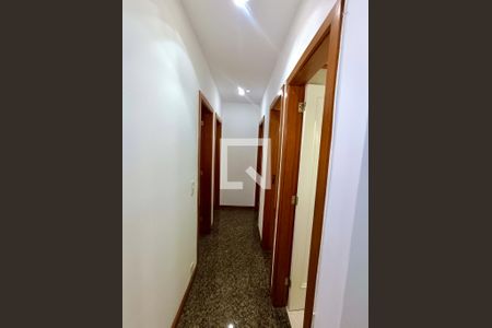 Corredor de apartamento à venda com 3 quartos, 91m² em Copacabana, Rio de Janeiro