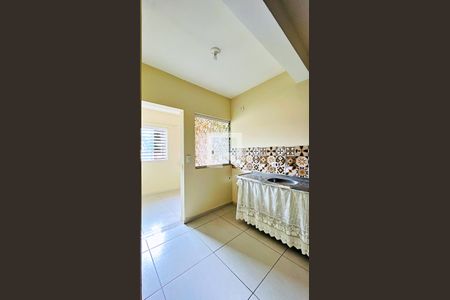 Cozinha de kitnet/studio para alugar com 1 quarto, 43m² em Vila Sorocabana, Guarulhos