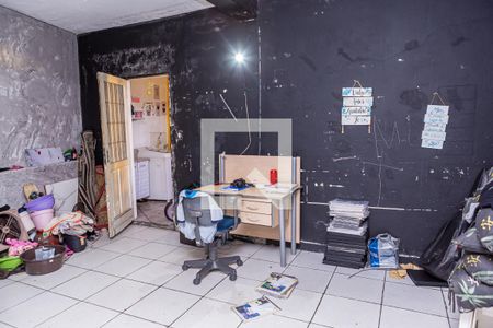 Casa à venda com 150m², 3 quartos e 3 vagas Casa à venda com 150m², 3 quartos e 3 vagasGaragem 1