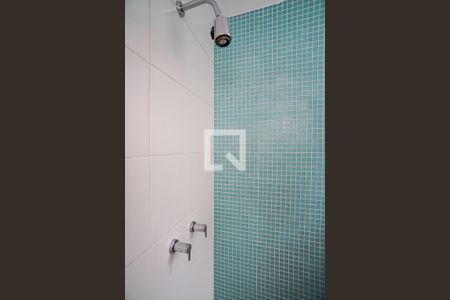 Banheiro de casa de condomínio à venda com 3 quartos, 436m² em Vila Progresso, Niterói