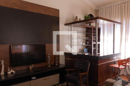 Sala de casa para alugar com 5 quartos, 291m² em Álvaro Camargos, Belo Horizonte