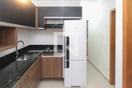 Cozinha de apartamento para alugar com 2 quartos, 40m² em Vila Divina Pastora, São Paulo