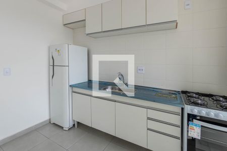 Sala/Cozinha de apartamento para alugar com 2 quartos, 41m² em Vila Fátima, São Paulo