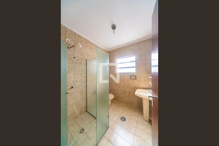 Banheiro  de casa à venda com 4 quartos, 290m² em Parque Oratório, Santo André
