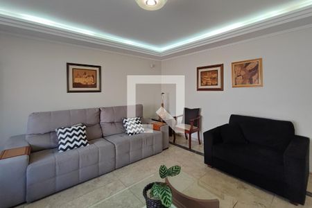 Sala de Estar de casa à venda com 3 quartos, 169m² em Jardim Nova Europa, Campinas