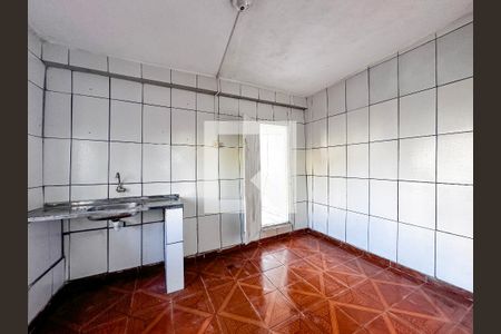 Cozinha de casa para alugar com 0 quarto, 20m² em Jardim Casablanca, São Paulo
