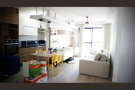 Sala de apartamento para alugar com 3 quartos, 84m² em Jacarepaguá, Rio de Janeiro