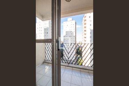 Sacada de apartamento para alugar com 2 quartos, 65m² em Veloso, Osasco
