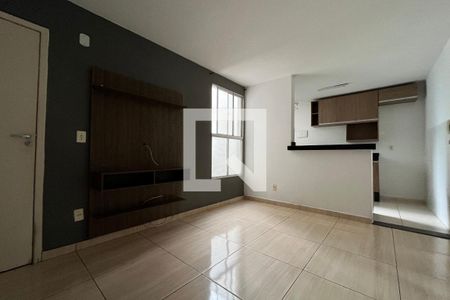 Sala de apartamento para alugar com 2 quartos, 51m² em Parque Santa Rosa, Suzano