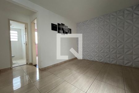 Sala de apartamento para alugar com 2 quartos, 51m² em Parque Santa Rosa, Suzano