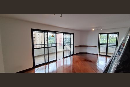 Sala de apartamento à venda com 4 quartos, 240m² em Jardim Londrina, São Paulo