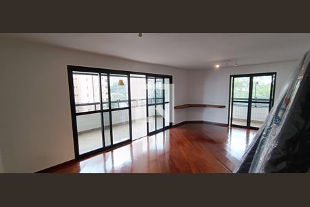 Sala de apartamento à venda com 4 quartos, 240m² em Jardim Londrina, São Paulo