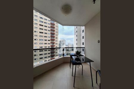 Sacada Sala de apartamento à venda com 3 quartos, 80m² em Santa Teresinha, São Paulo