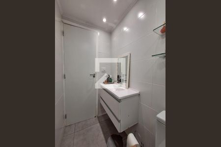 Banheiro de apartamento à venda com 3 quartos, 80m² em Santa Teresinha, São Paulo