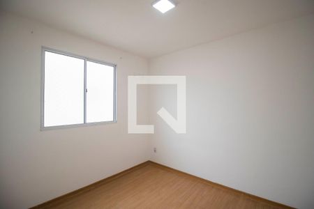Quarto 2 de apartamento para alugar com 2 quartos, 54m² em Residencial Itamaracá, Goiânia