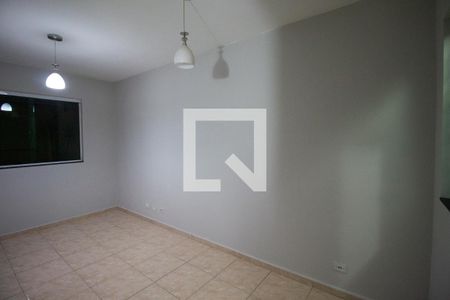 Sala de casa de condomínio à venda com 2 quartos, 60m² em Parada Xv de Novembro, São Paulo