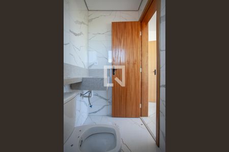 Banheiro da Suíte de apartamento à venda com 3 quartos, 124m² em Vila Cloris, Belo Horizonte