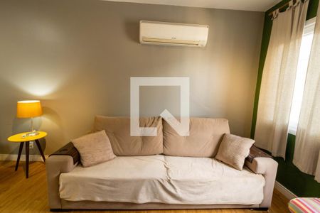 Sala de apartamento para alugar com 2 quartos, 75m² em Independência, Porto Alegre