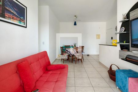 Sala de apartamento para alugar com 3 quartos, 74m² em Ocian, Praia Grande