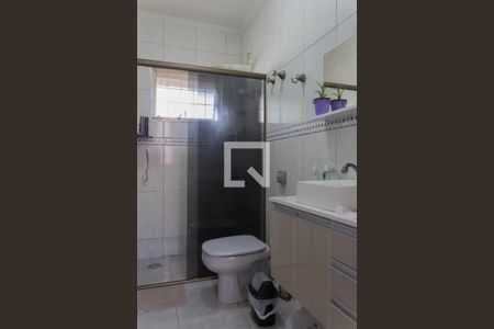 Banheiro da Suite 1 de casa à venda com 5 quartos, 200m² em Santa Terezinha, São Bernardo do Campo