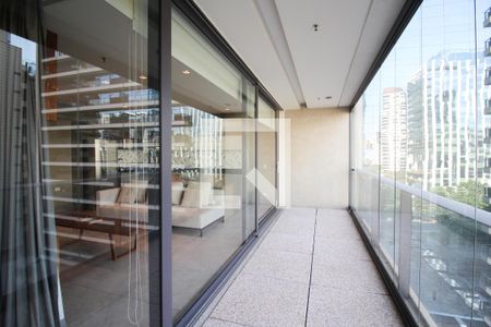 Varanda  de apartamento para alugar com 1 quarto, 66m² em Vila Olímpia, São Paulo