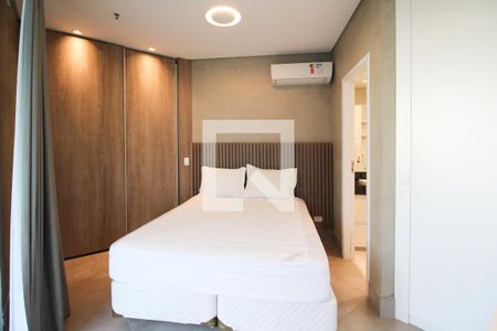 Suíte  de apartamento para alugar com 1 quarto, 66m² em Vila Olímpia, São Paulo