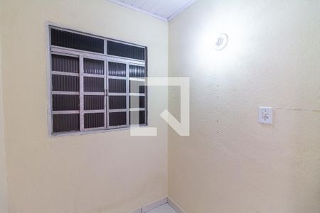 Casa para alugar com 2 quartos, 120m² em Veloso, Osasco