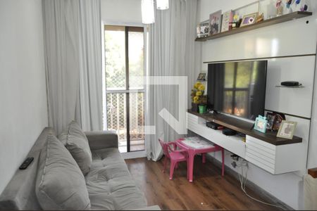 Apartamento para alugar com 3 quartos, 60m² em Del Castilho, Rio de Janeiro