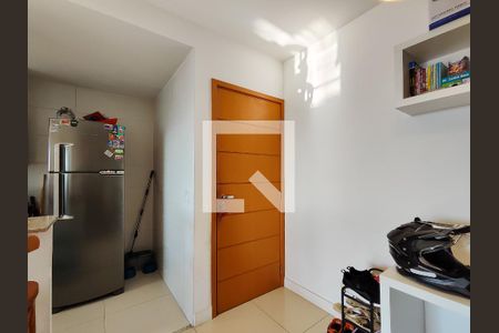 Entrada de apartamento à venda com 2 quartos, 65m² em Rio Comprido, Rio de Janeiro