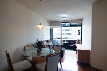 Sala de apartamento para alugar com 2 quartos, 60m² em Bela Vista, São Paulo