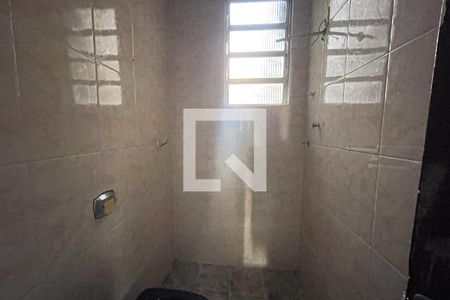 Banheiro de apartamento para alugar com 2 quartos, 65m² em Centro, Duque de Caxias