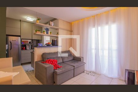 Sala de apartamento à venda com 2 quartos, 56m² em Vila Nova Medeiros, Jundiaí