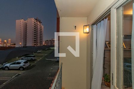 Varanda Sala de Estar/Jantar  de apartamento para alugar com 3 quartos, 60m² em Vila Nova, Campinas
