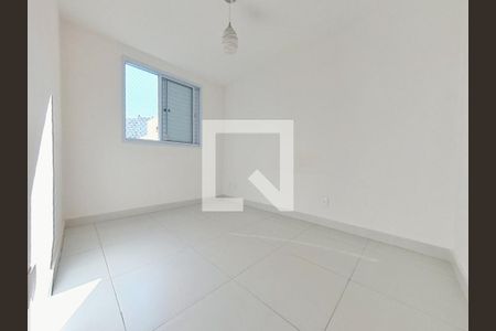 Quarto 2 de apartamento para alugar com 2 quartos, 43m² em Jardim Iris, São Paulo