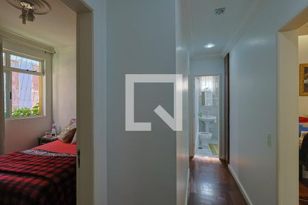 Corredor  de apartamento à venda com 3 quartos, 110m² em Palmares, Belo Horizonte