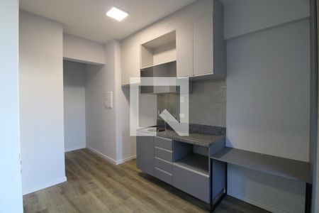 Cozinha de apartamento à venda com 1 quarto, 27m² em Jardim Los Angeles, São Paulo