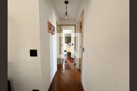 Corredor de apartamento à venda com 3 quartos, 155m² em Vila Clementino, São Paulo