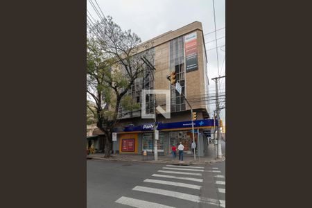 Fachada de apartamento para alugar com 1 quarto, 63m² em São Geraldo, Porto Alegre