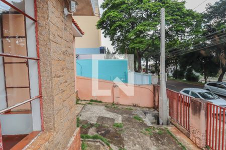 Casa à venda com 750m², 3 quartos e 5 vagas Casa à venda com 750m², 3 quartos e 5 vagasSacada
